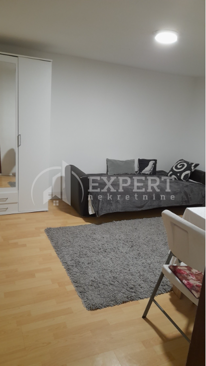 Dvosoban stan, 72 m2, Kičevo, Šumadijska ID: p-011261 17