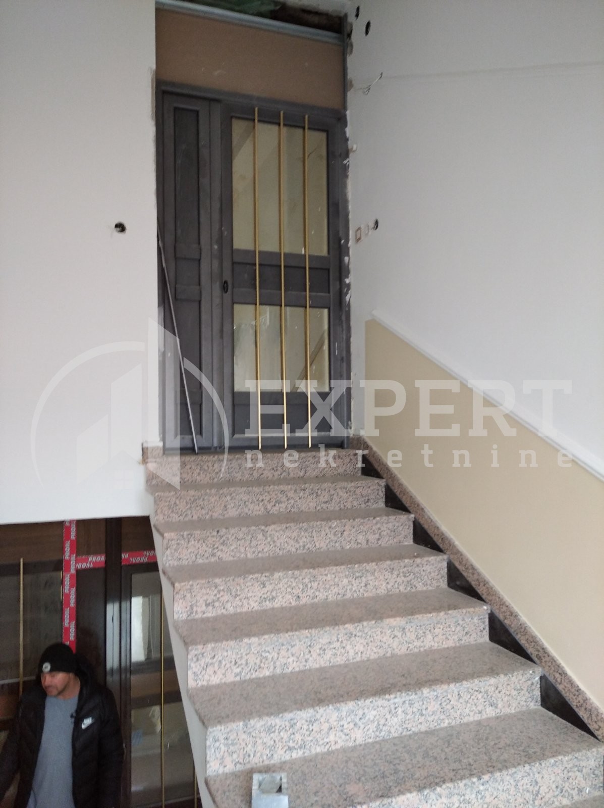 Dvosoban stan, 134 m2, Jagodin Mala, Knjaževačka ID: p-01044 2