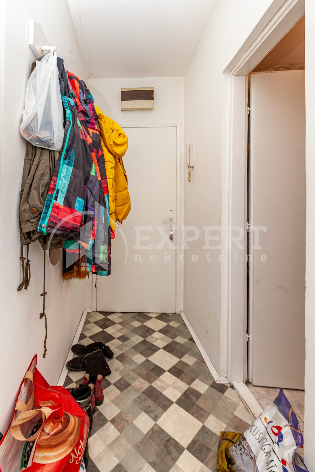 Dvosoban stan, 42 m2, Vojna bolnica, Nikole Kopernika ID: p-07604 8