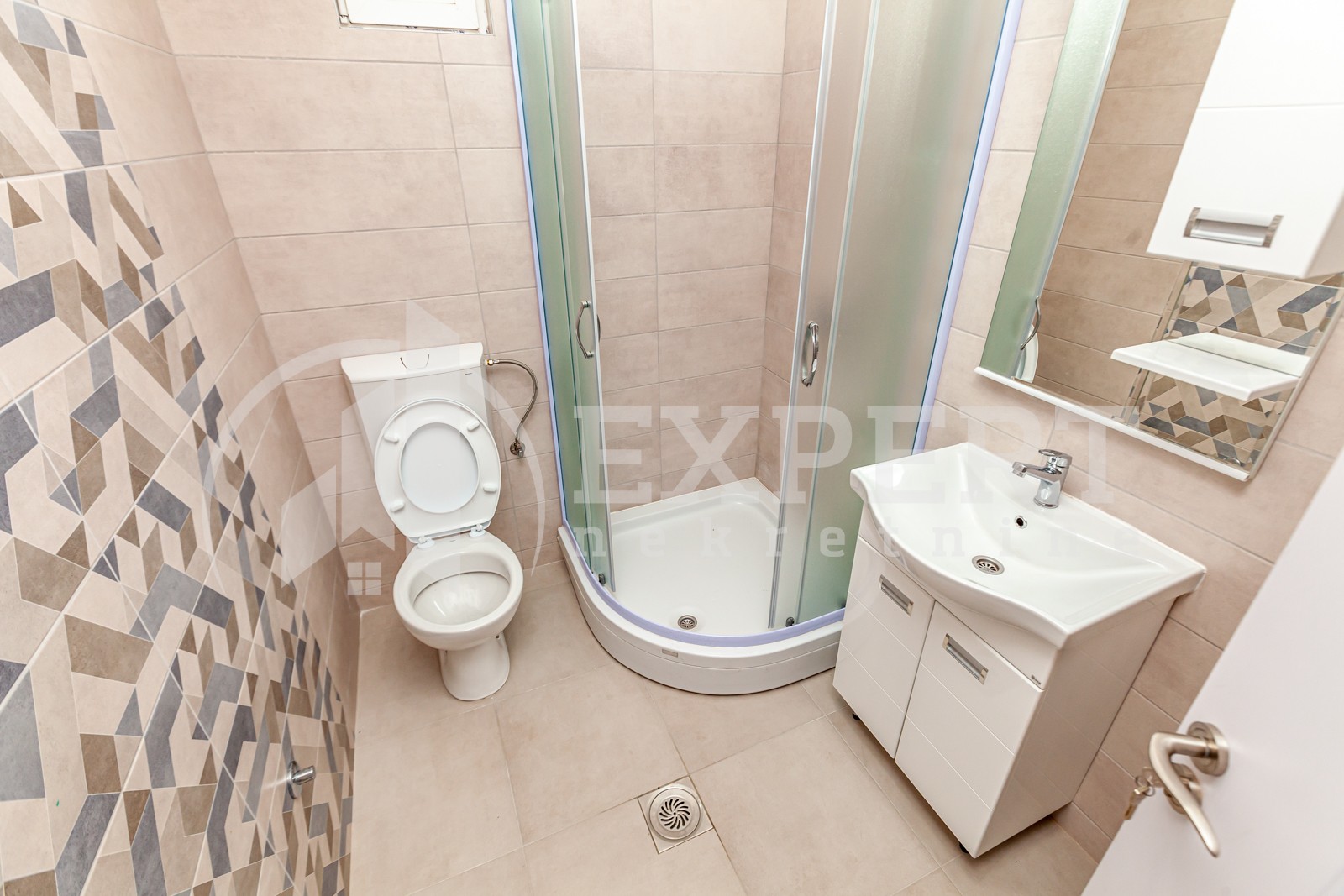 Dvosoban stan, 50.53 m2, Pantelej, Borska ID: p-08586 10