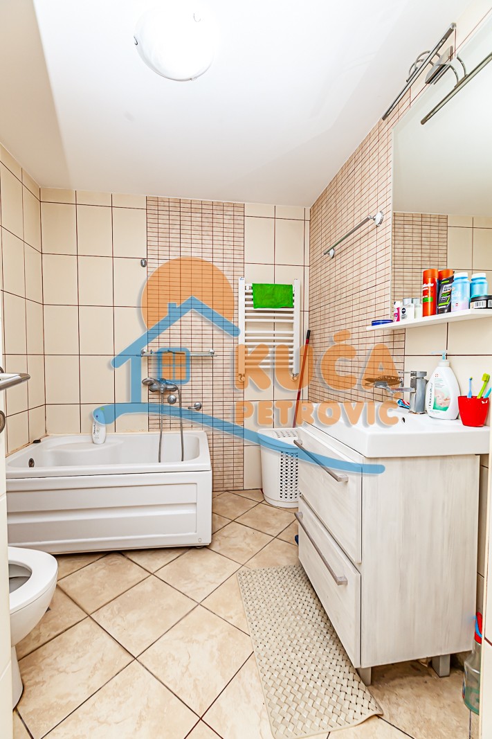Dvosoban stan, 50 m2, Centar, Vožda Karađorđa ID: i-010336 10