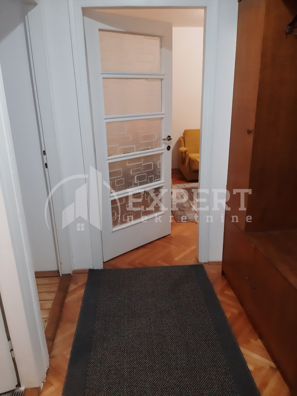 Dvosoban stan, 60 m2, Centar, Davidova ID: i-08076 10