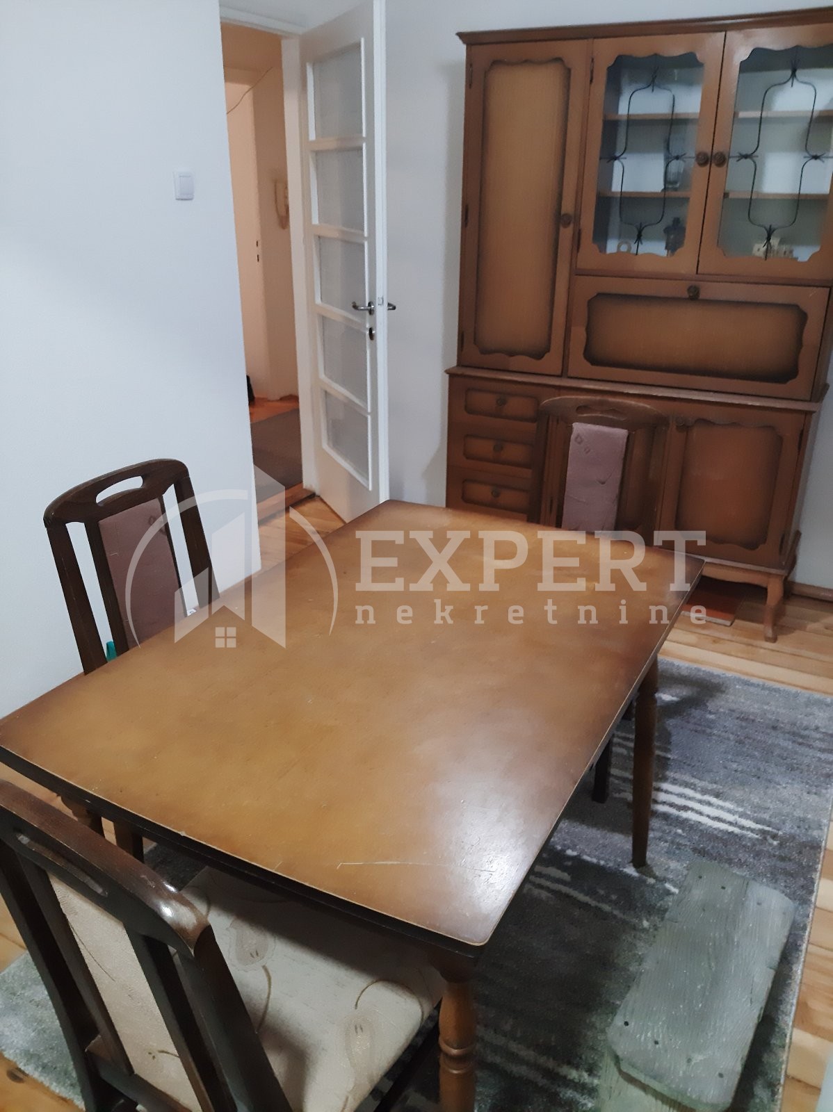 Dvosoban stan, 60 m2, Centar, Davidova ID: i-08076 5