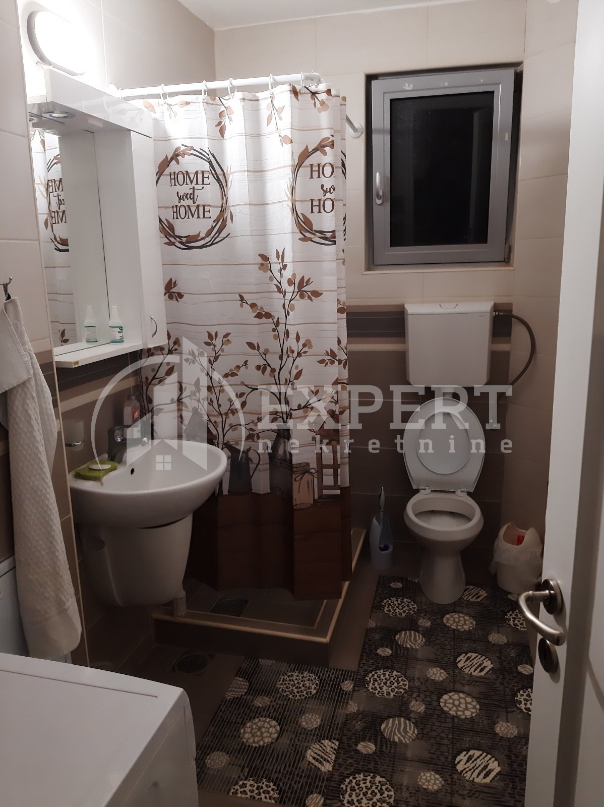 Dvosoban stan, 60 m2, Centar, Davidova ID: i-08076 8