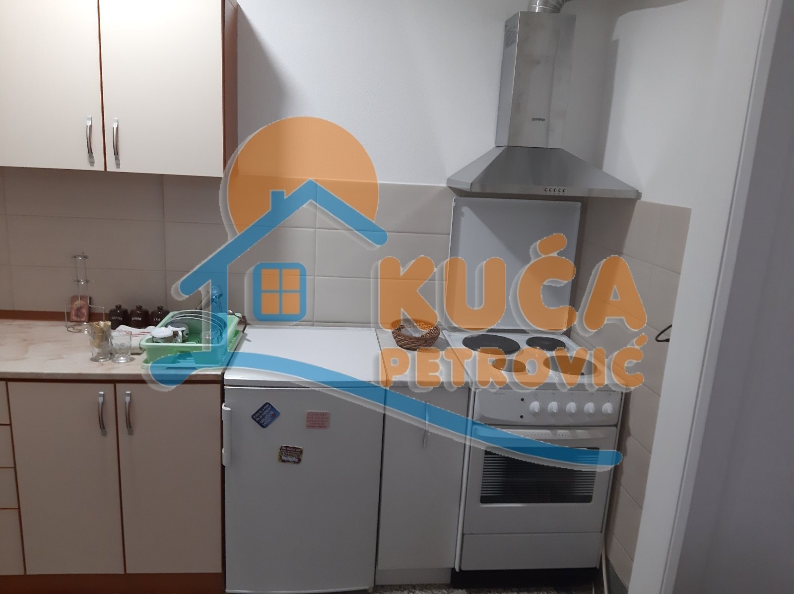 Dvosoban stan, 60 m2, Centar, Davidova ID: i-08076 4