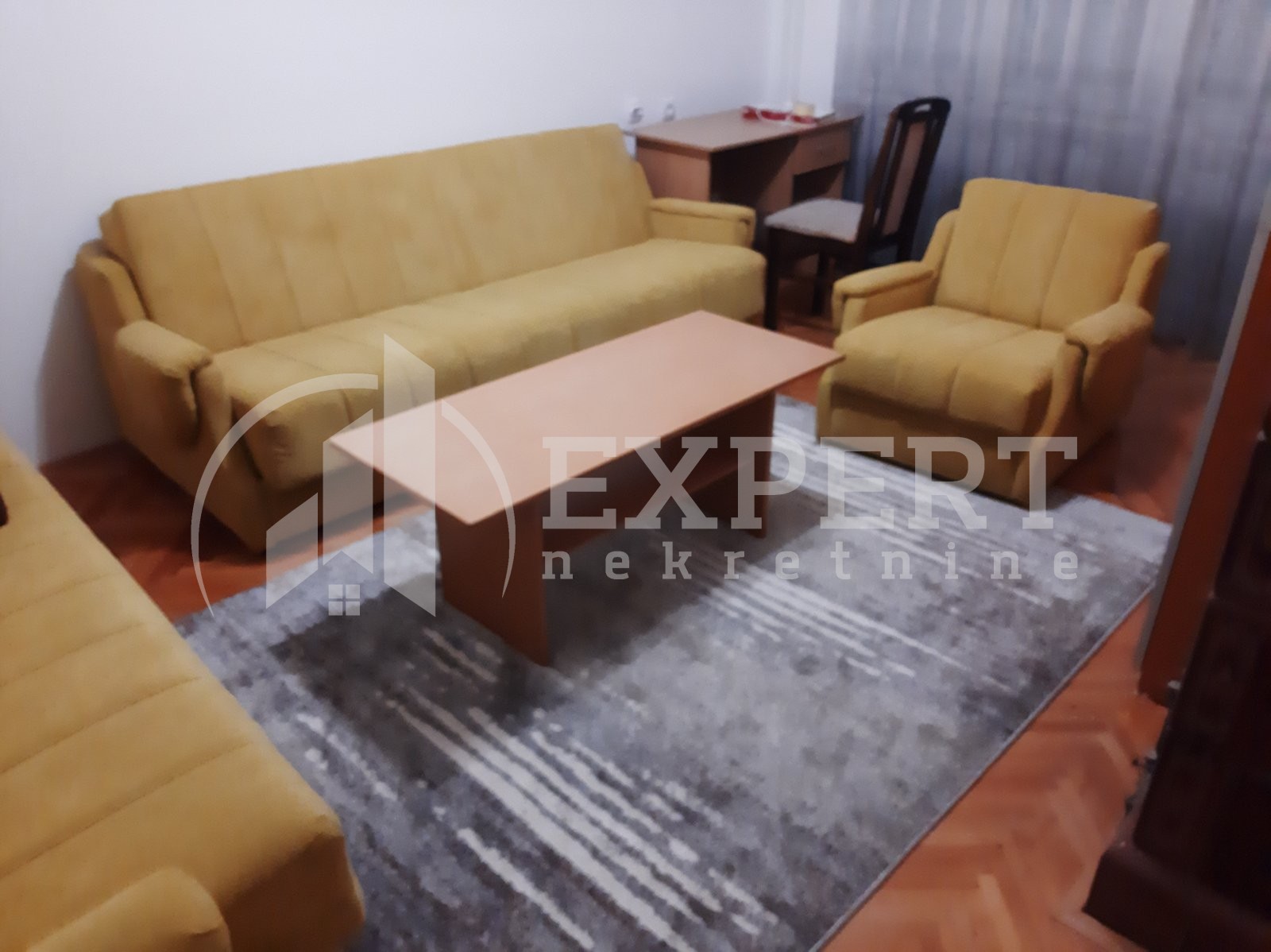 Dvosoban stan, 60 m2, Centar, Davidova ID: i-08076 2