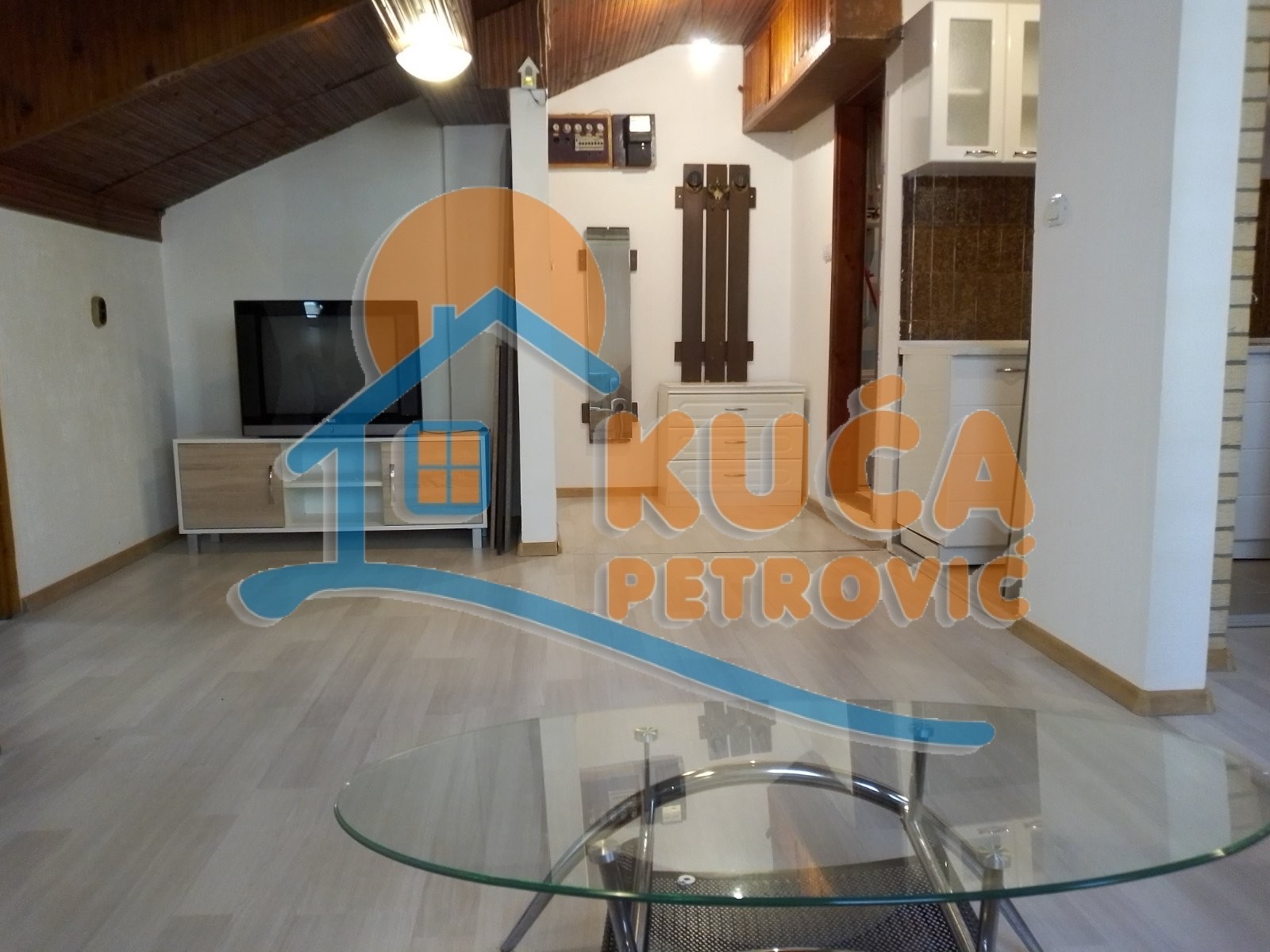 Dvosoban stan, 61 m2, Dom zdravlja, Vojvode Mišića ID: i-06395 1