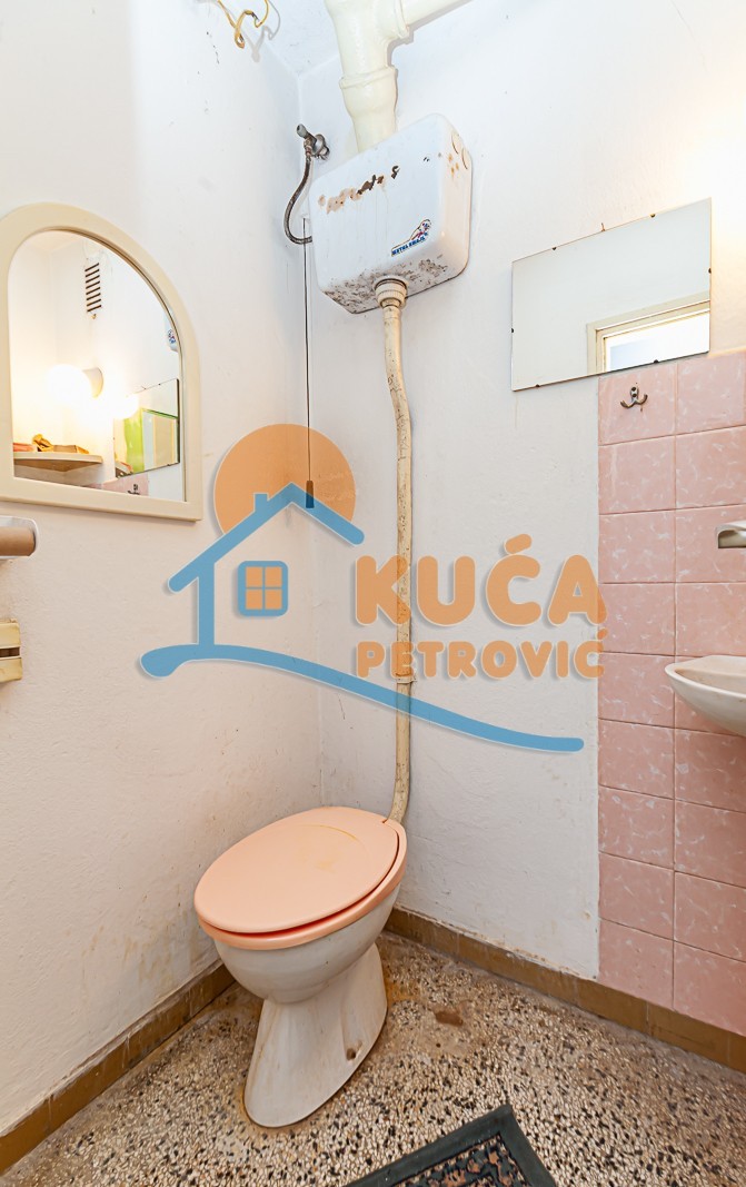 Dvosoban stan, 65 m2, Dom zdravlja, Maksima Gorkog ID: i-09568 6