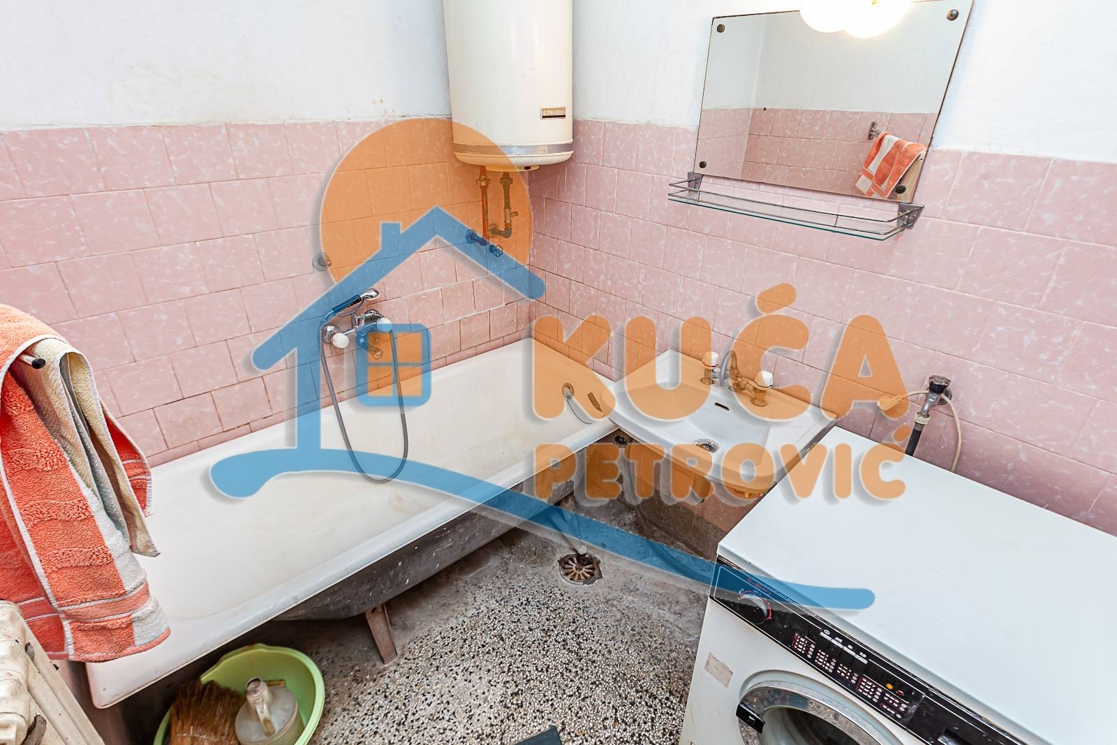 Dvosoban stan, 65 m2, Dom zdravlja, Maksima Gorkog ID: i-09568 8