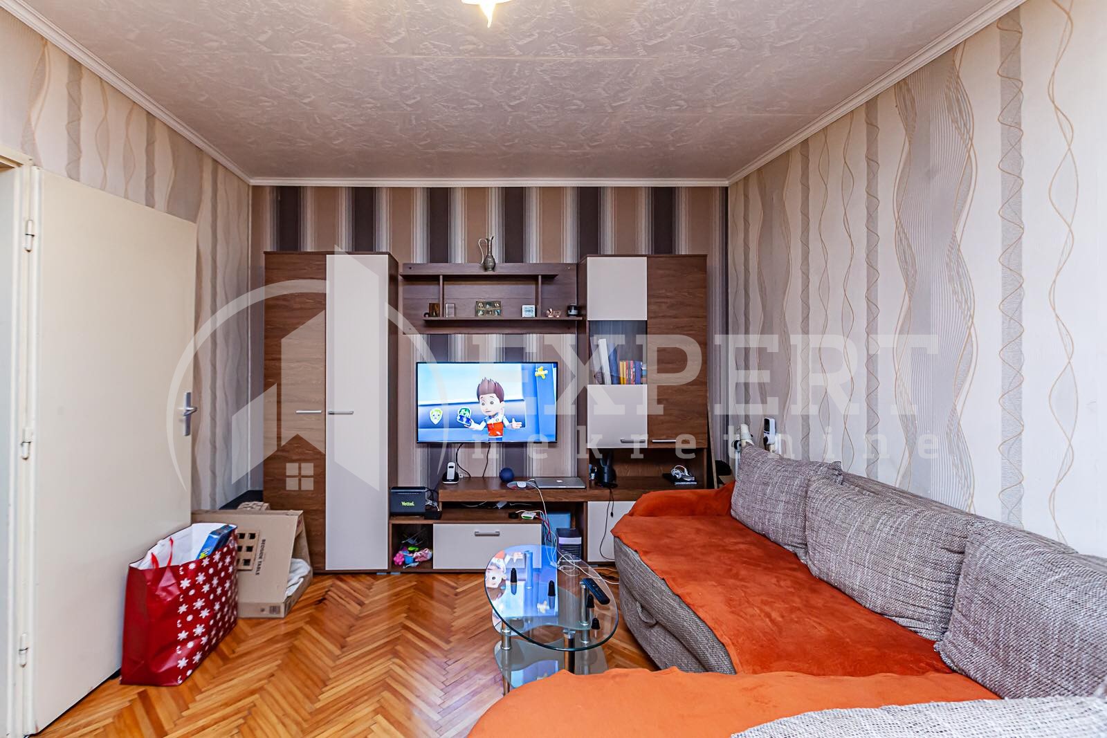 Dvosoban stan, 67 m2, Centar, Generala Milojka Lešjanina ID: p-010836 5