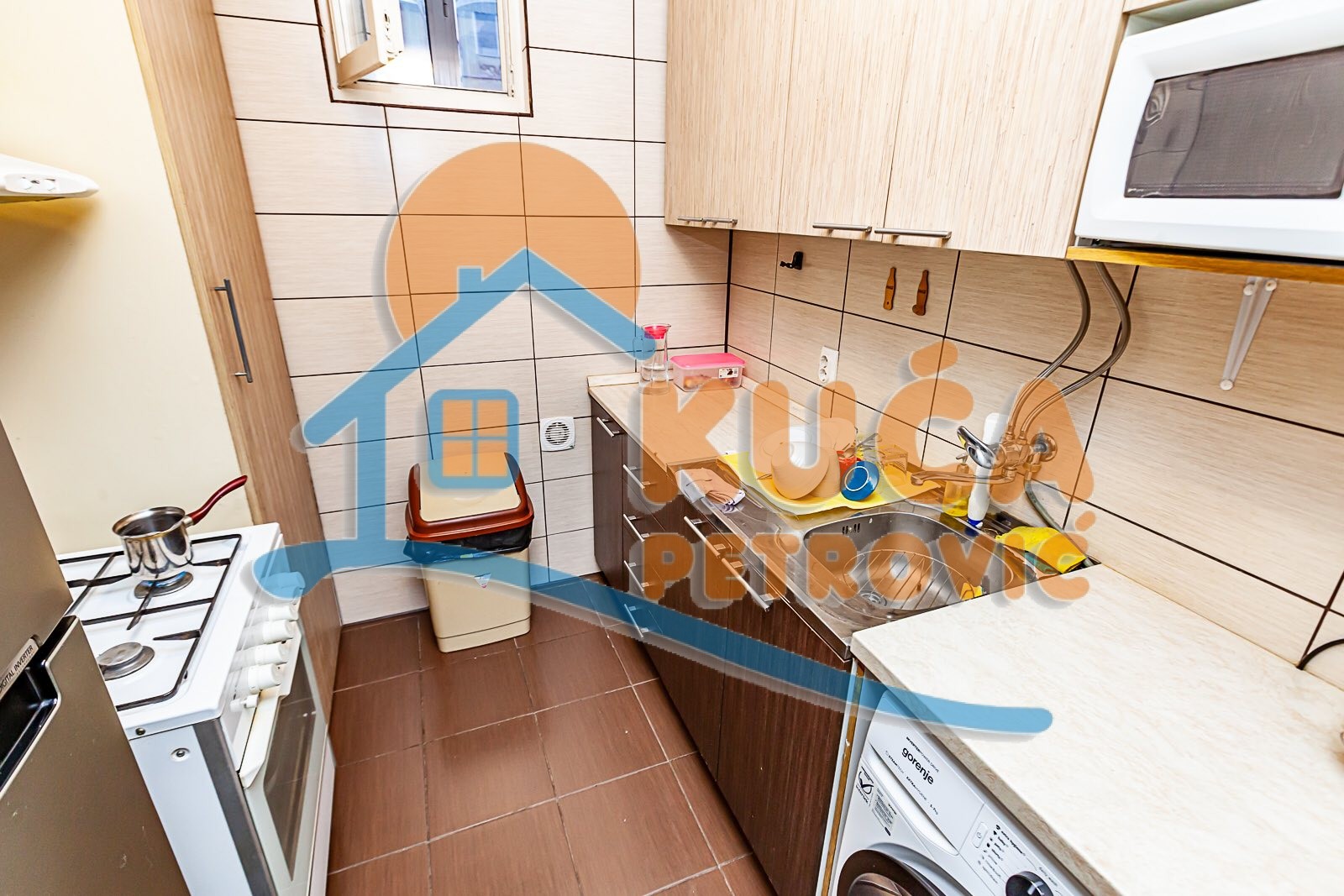 Dvosoban stan, 67 m2, Centar, Generala Milojka Lešjanina ID: p-010836 9