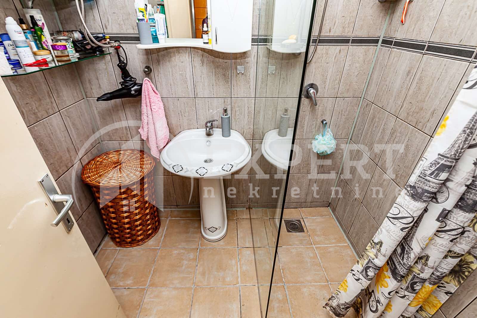 Dvosoban stan, 67 m2, Centar, Generala Milojka Lešjanina ID: p-010836 10