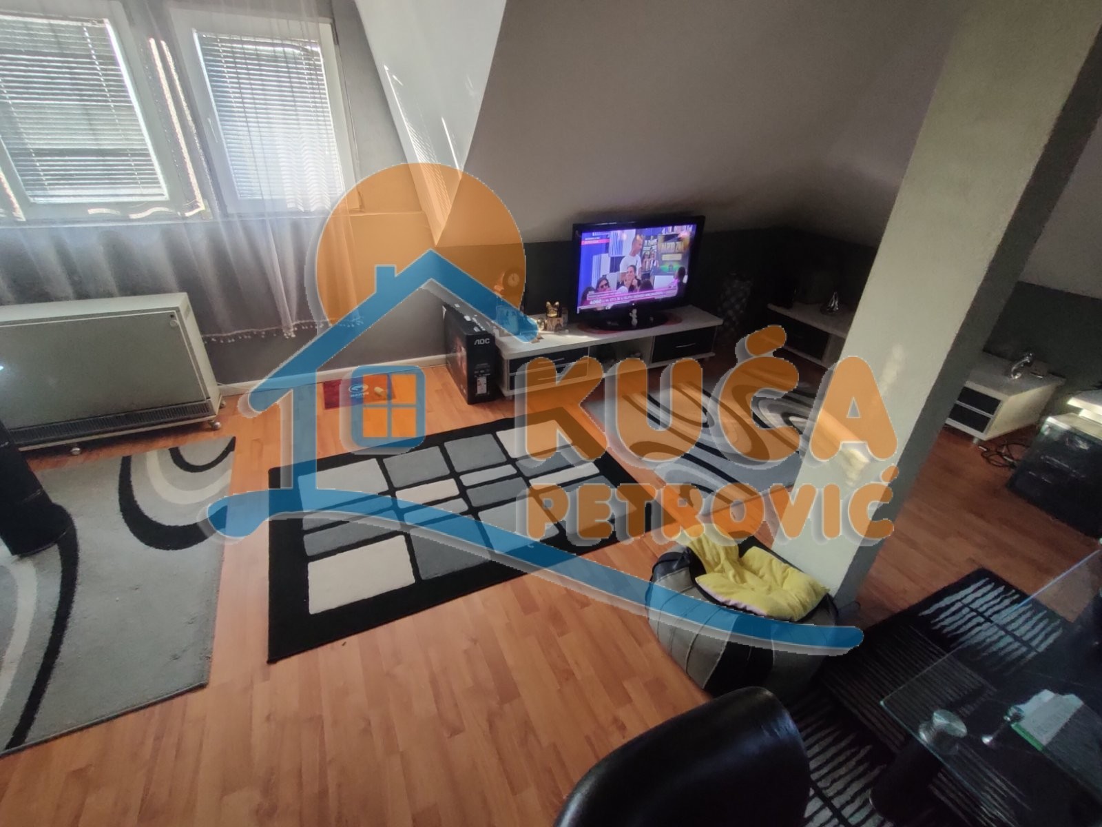 Dvosoban stan, 68 m2, Dom zdravlja, Vojvode Tankosića ID: p-09831 3