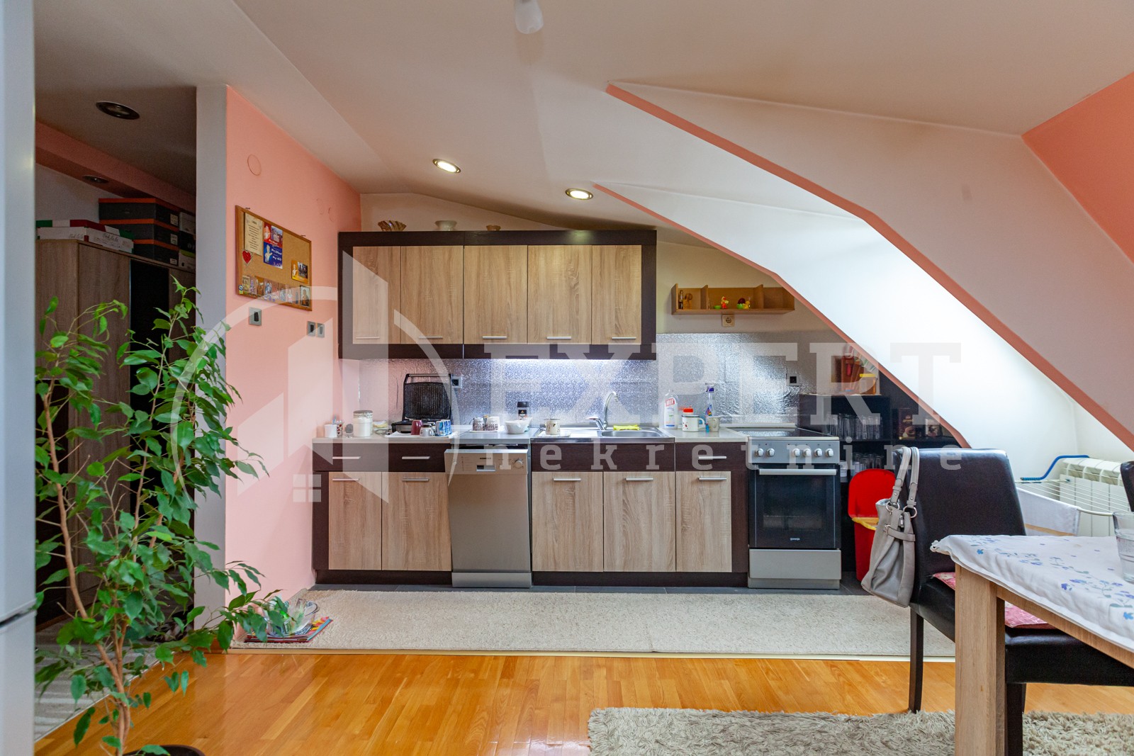 Dvosoban stan, 80 m2, Centar, Obilićev venac ID: p-06804 2