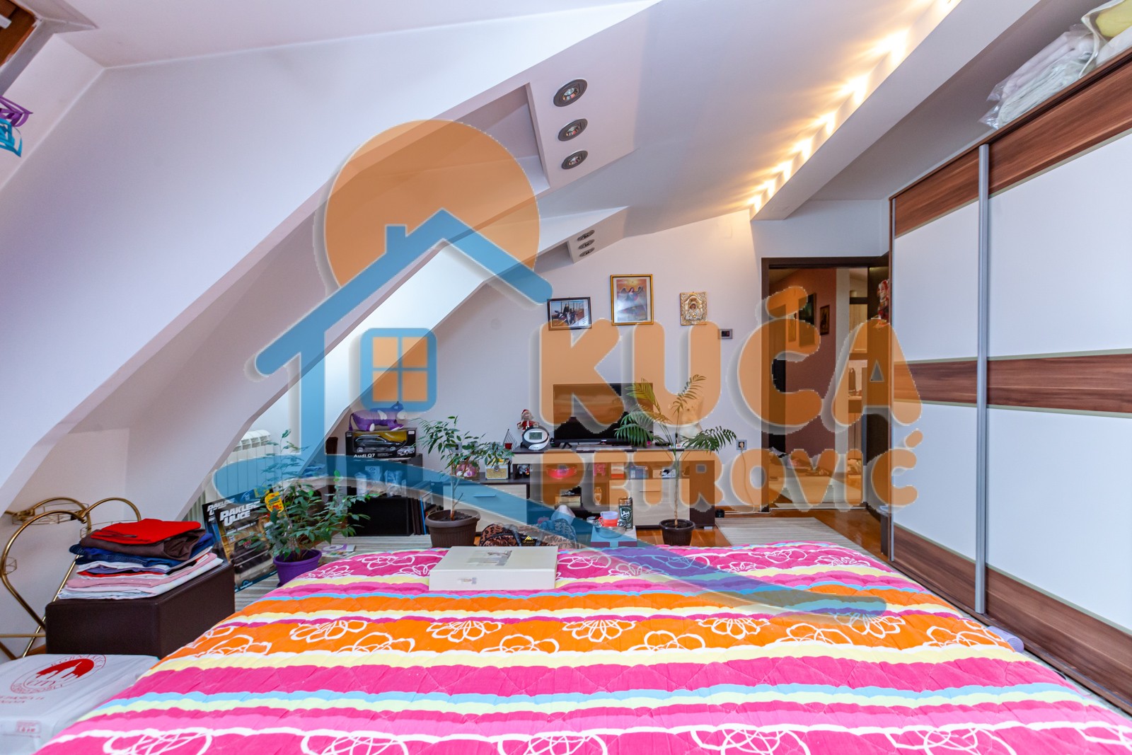 Dvosoban stan, 80 m2, Centar, Obilićev venac ID: p-06804 11