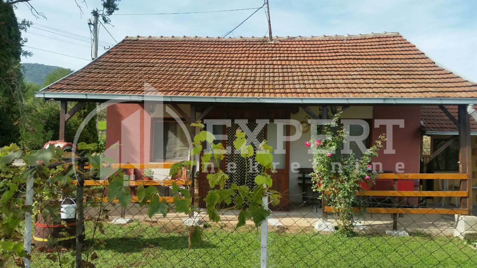 Dvosobna kuća, 121 m2, Branka Miljkovića ID: p-04159 1