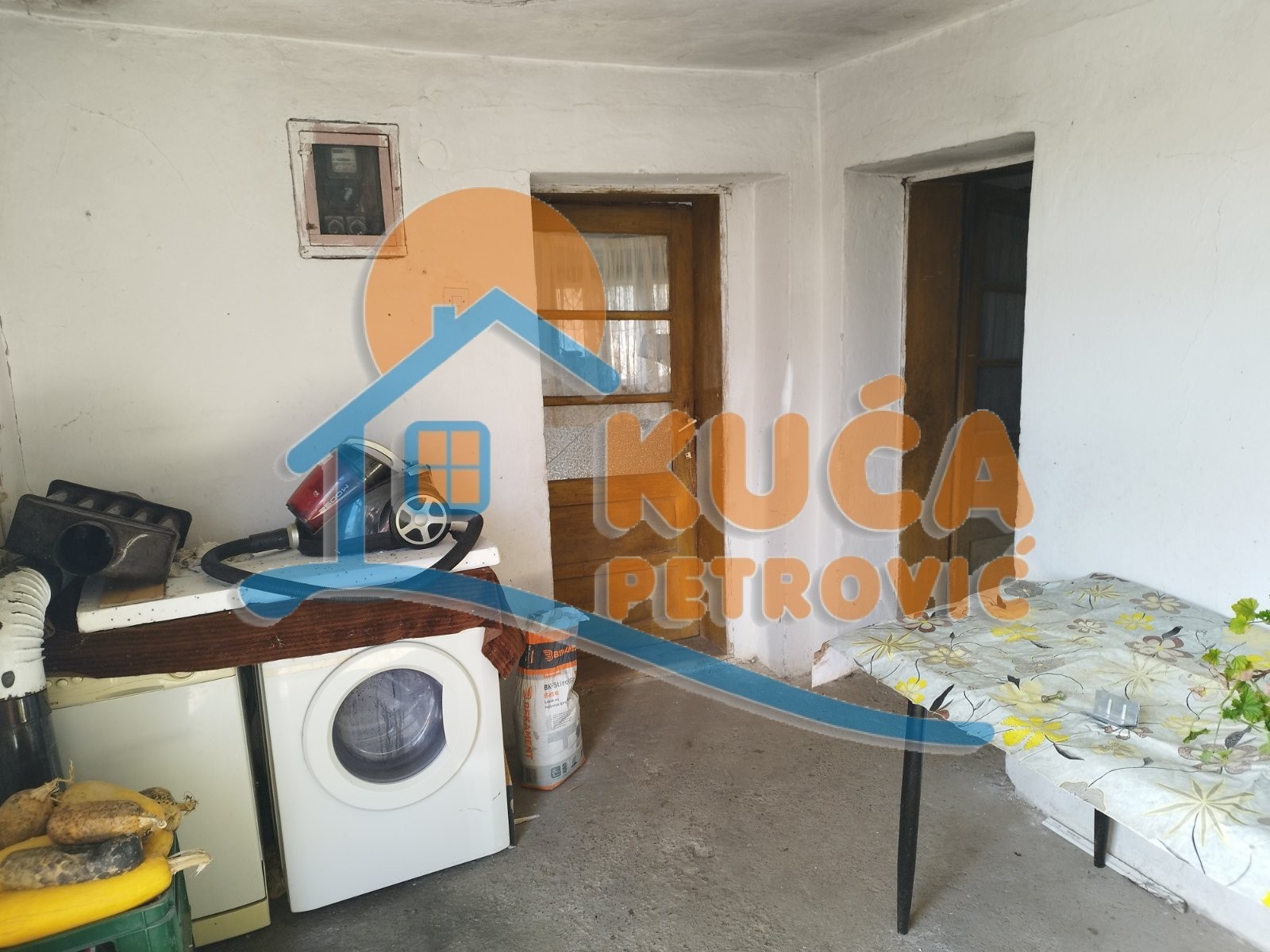Dvosobna kuća, 57 m2, Knežica, Knežica ID: p-010826 16