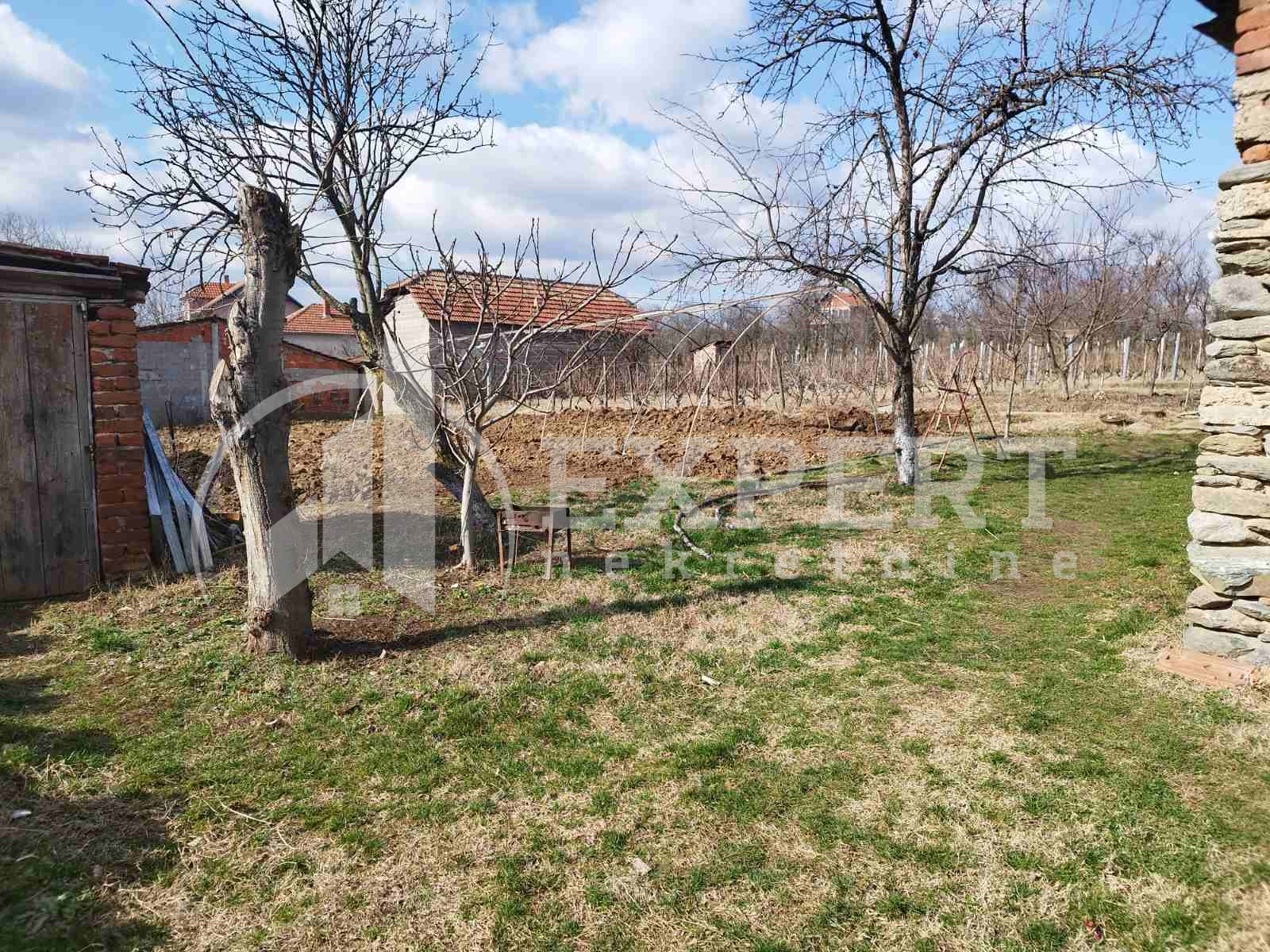 Dvosobna kuća, 57 m2, Knežica, Knežica ID: p-010826 15