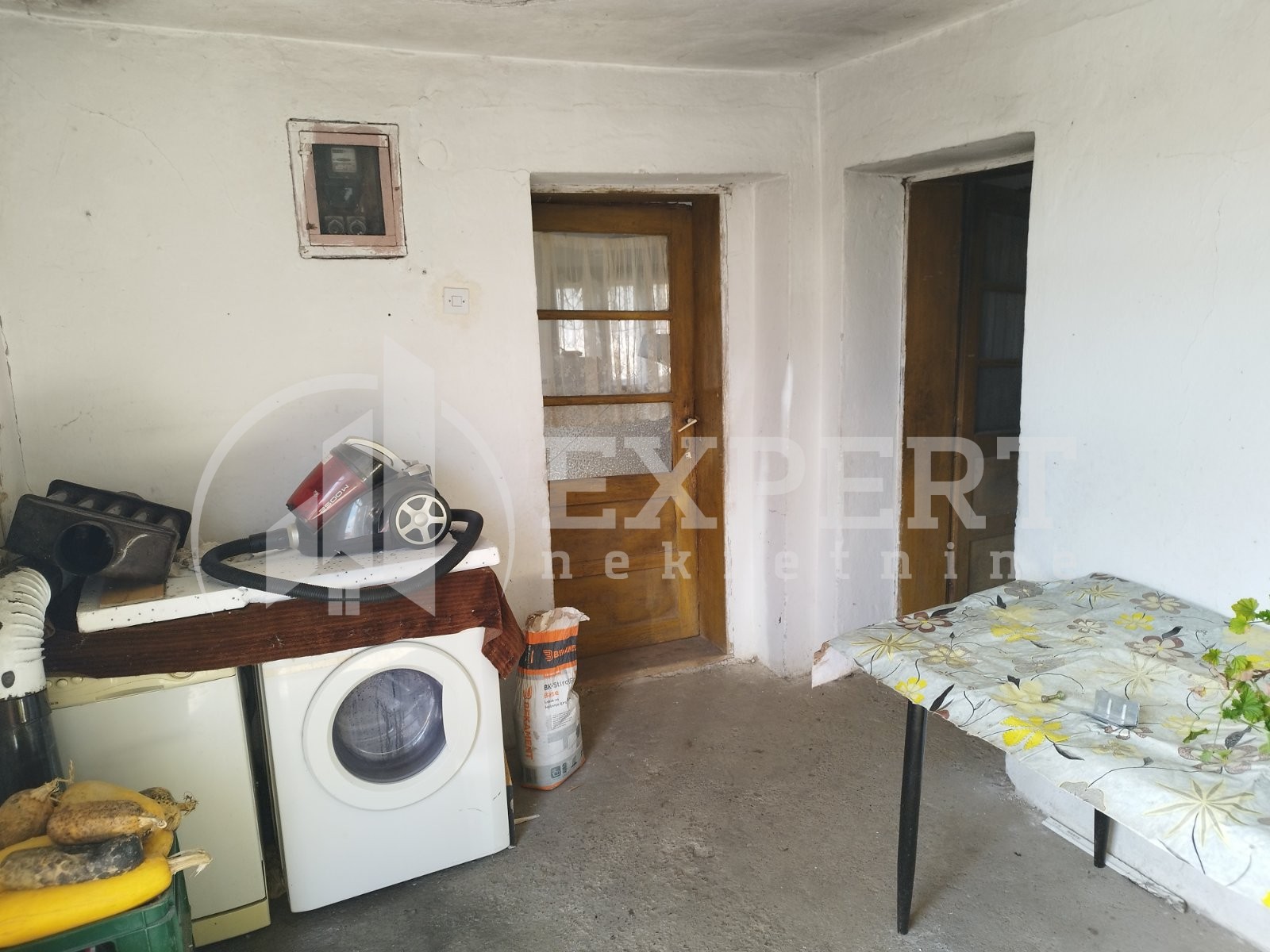 Dvosobna kuća, 57 m2, Knežica, Knežica ID: p-010826 16