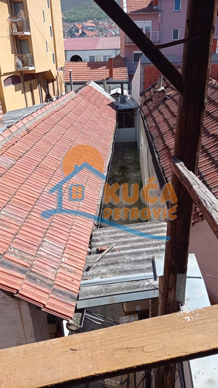 Dvosobna kuća, 70 m2, Knjaza Miloša ID: i-05637 9