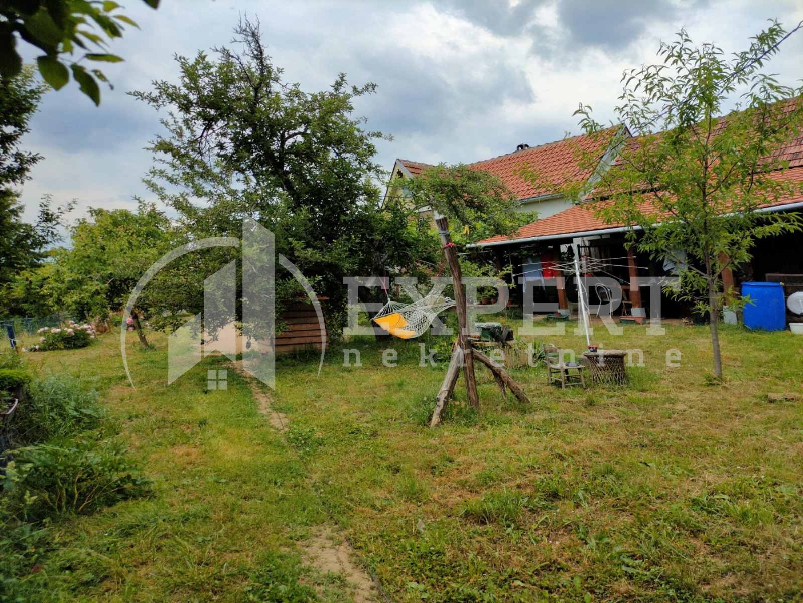 Dvosobna kuća, 80 m2, Staro Momčilovo, Staro Momčilovo ID: p-010338 25
