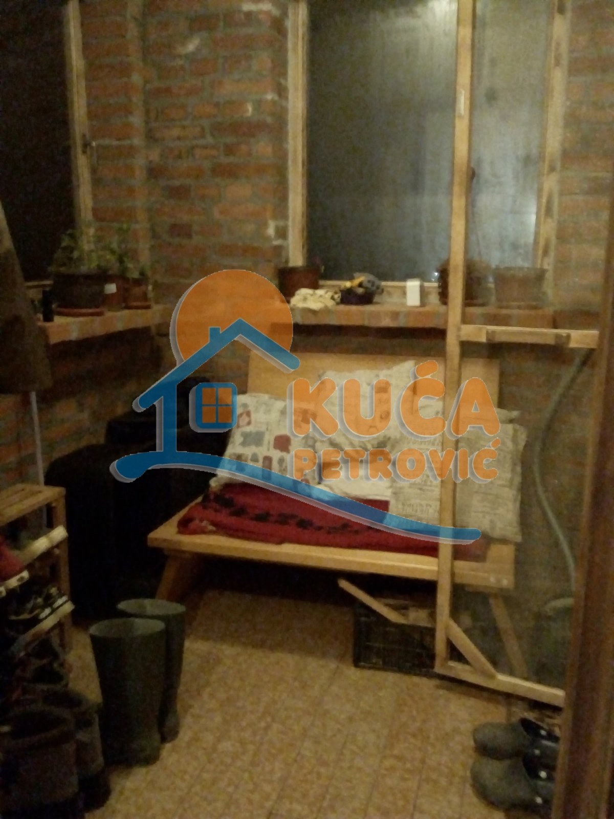 Dvosobna kuća, 80 m2, Staro Momčilovo, Staro Momčilovo ID: p-010338 1