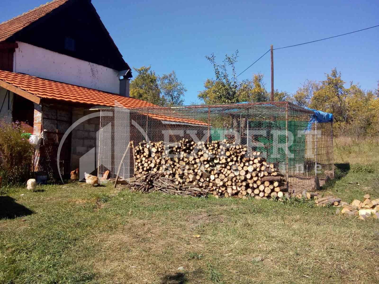 Dvosobna kuća, 80 m2, Staro Momčilovo, Staro Momčilovo ID: p-010338 8