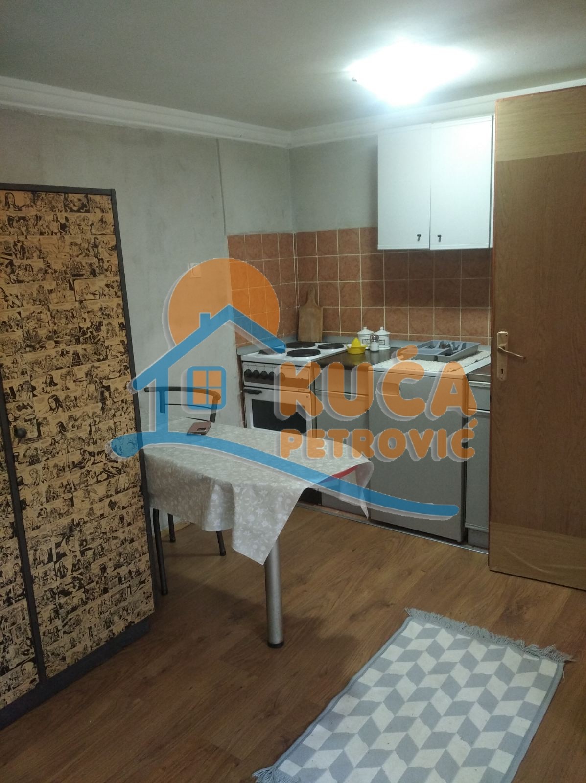 Jednosoban stan, 30 m2, Centar, Jeronimova ID: i-011211 5