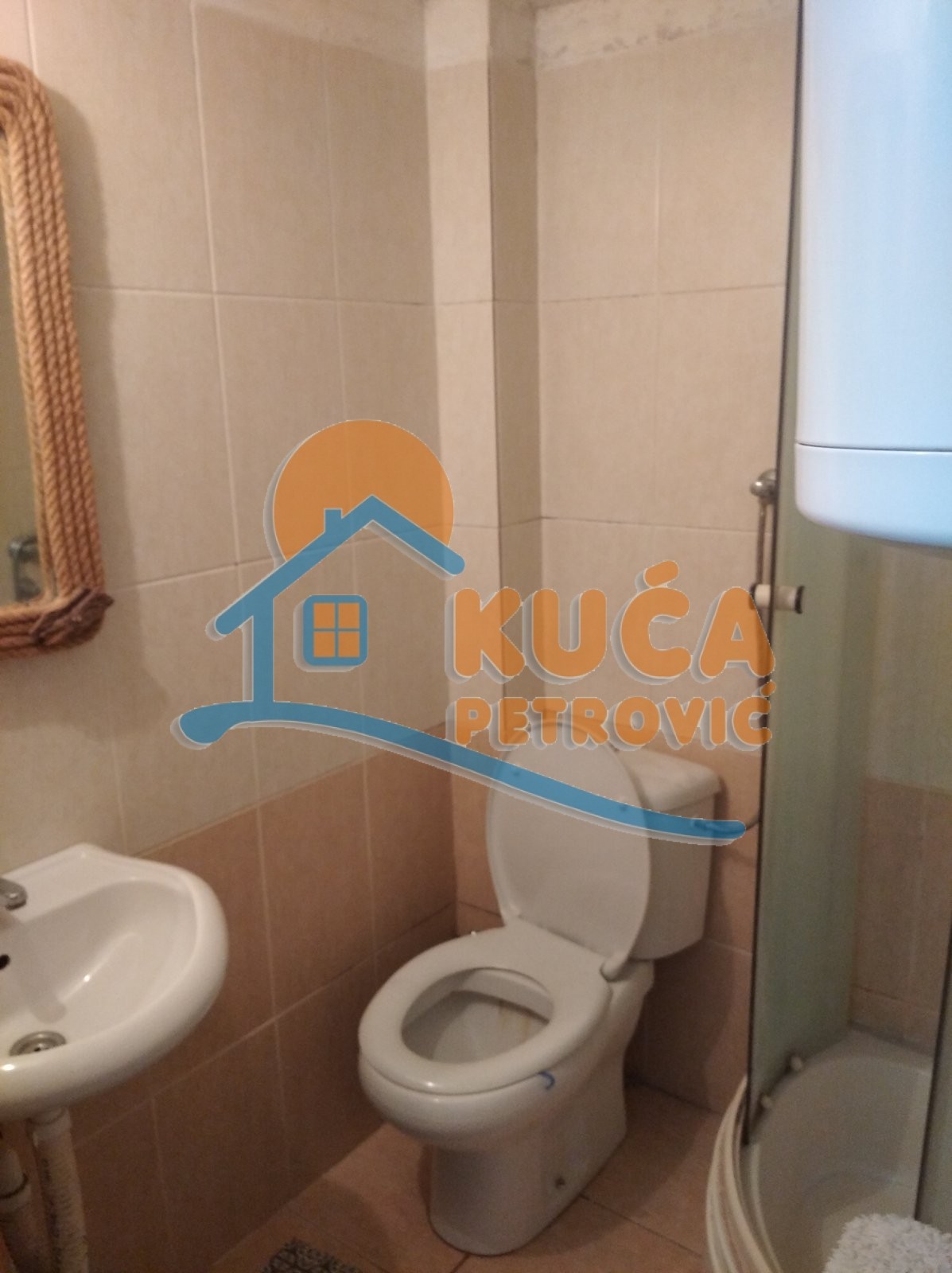 Jednosoban stan, 30 m2, Centar, Jeronimova ID: i-011211 7