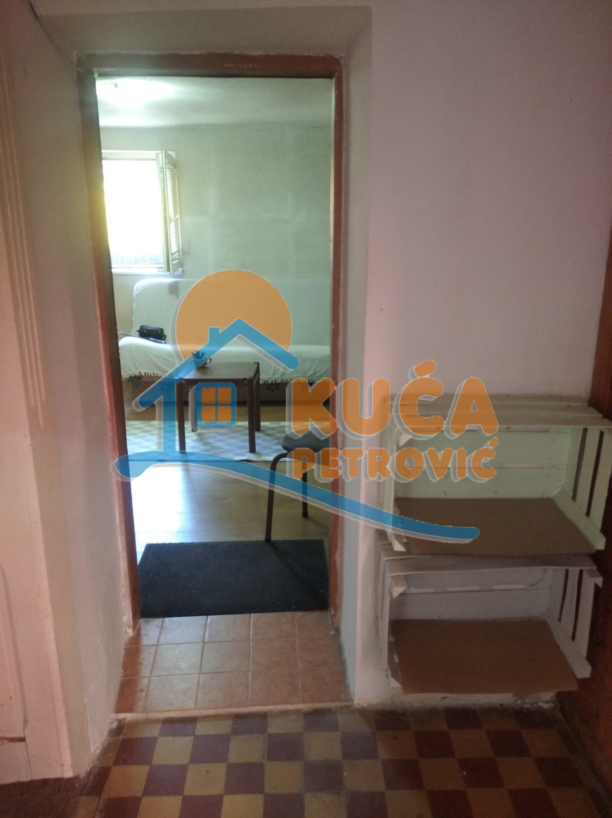 Jednosoban stan, 30 m2, Centar, Jeronimova ID: i-011211 1