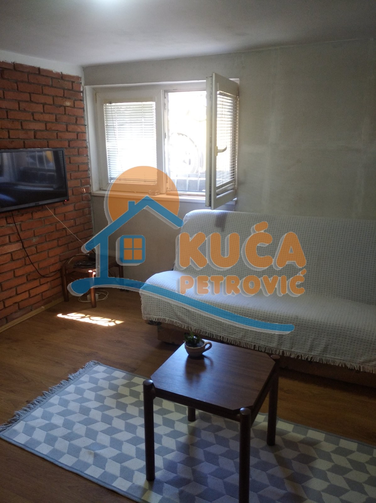 Jednosoban stan, 30 m2, Centar, Jeronimova ID: i-011211 3