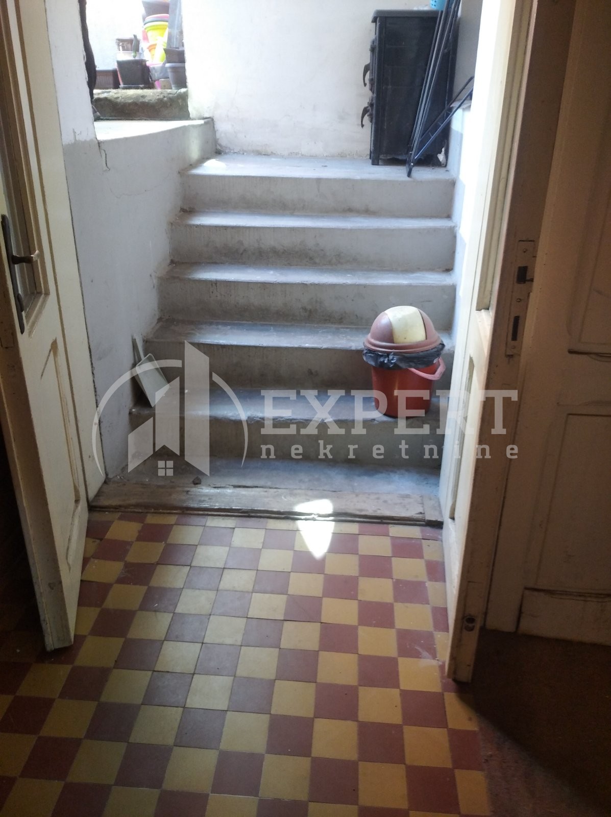 Jednosoban stan, 30 m2, Centar, Jeronimova ID: i-011211 8