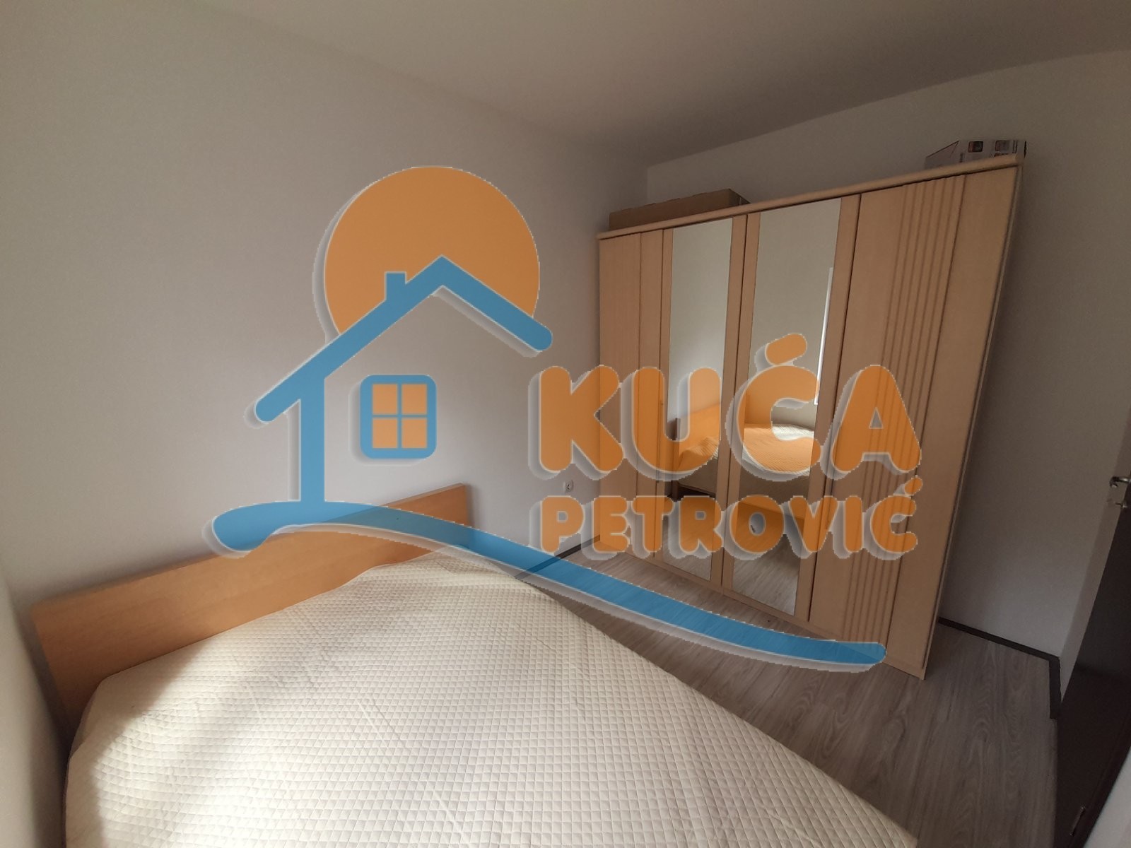 Jednosoban stan, 32 m2, Centar, Vikend naselje ID: p-06567 11