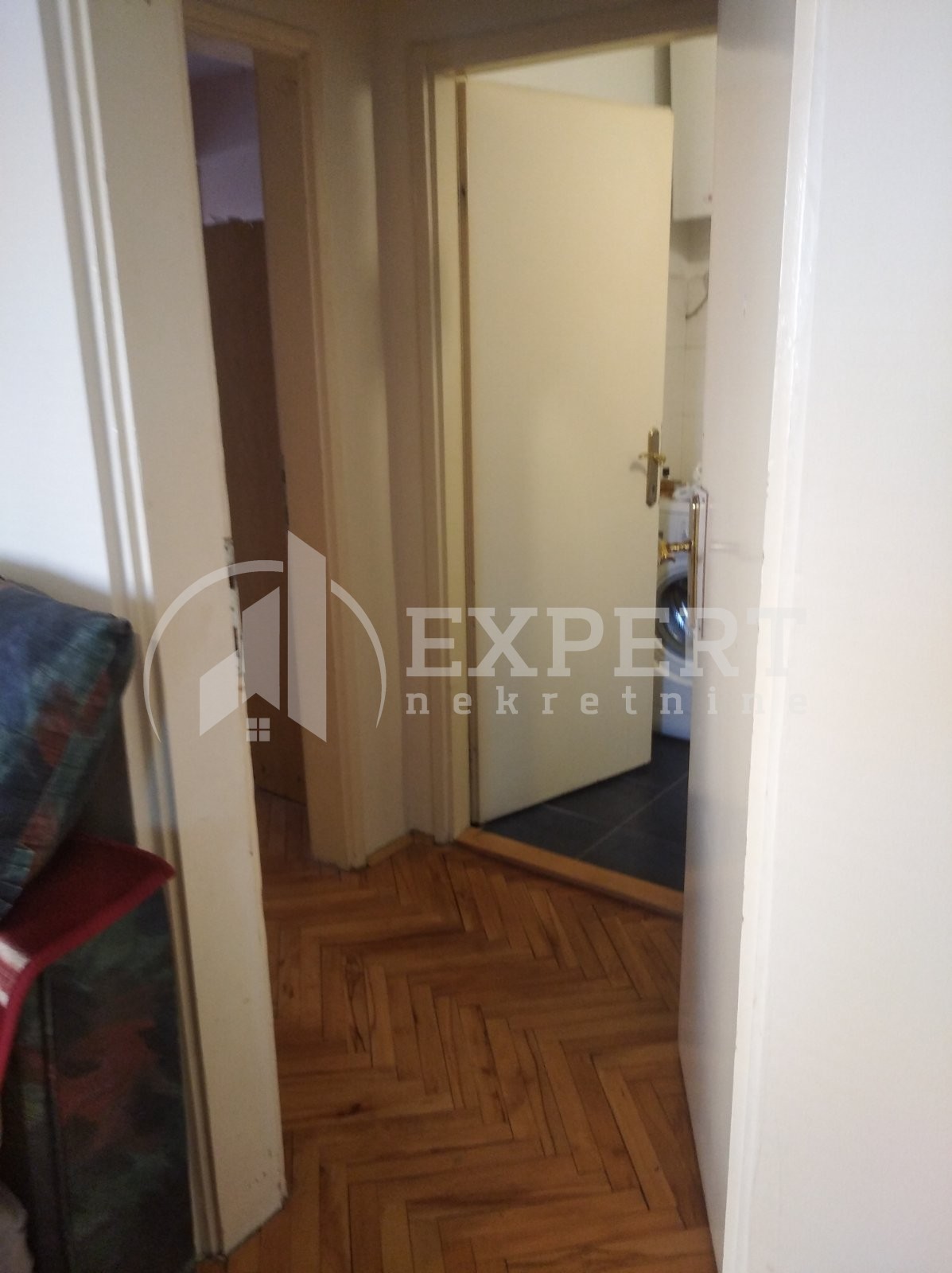 Jednosoban stan, 45 m2, Dom zdravlja, Vojvode Tankosića ID: i-010441 9