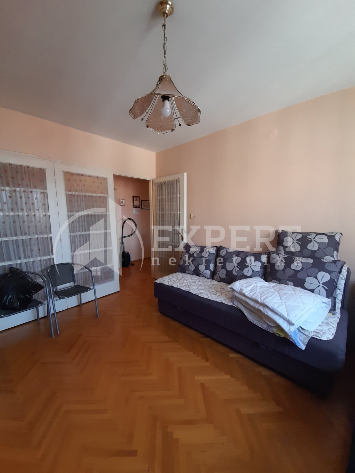 Jednosoban stan, 38 m2, Marger, Trg 14. oktobra ID: i-010939 8