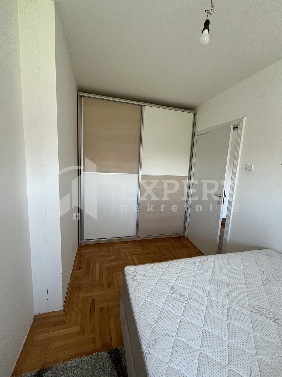 Jednosoban stan, 39 m2, Bulevar Nemanjića, Romanijska ID: i-011296 4