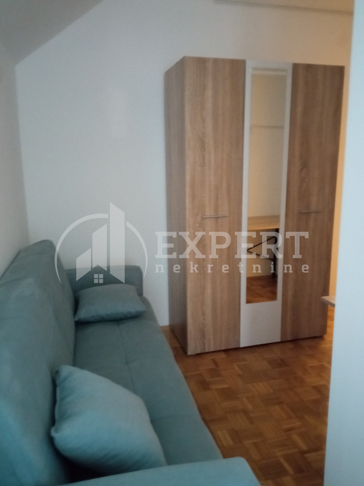 Jednosoban stan, 40 m2, Medijana, Sretena Stefanovića ID: i-010478 1