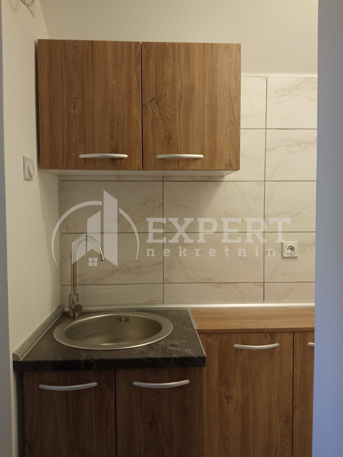 Jednosoban stan, 40 m2, Medijana, Sretena Stefanovića ID: i-010478 4