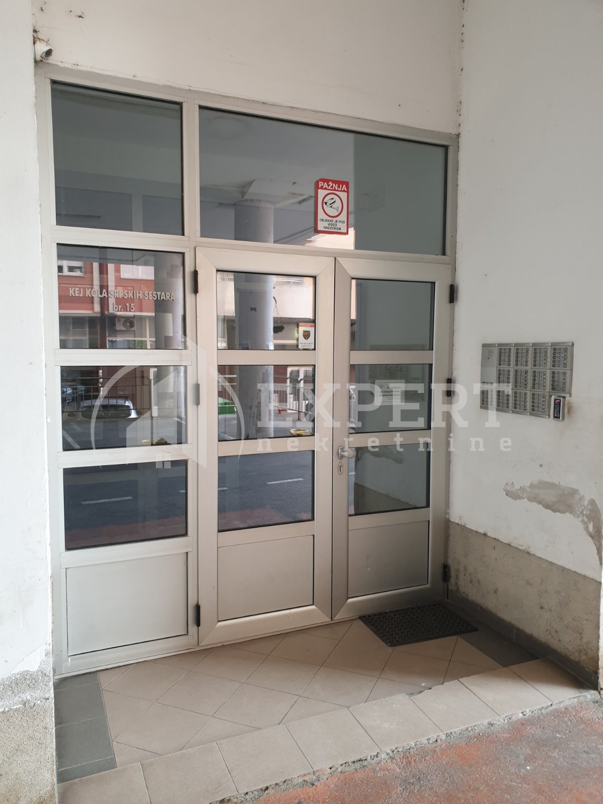 Jednosoban stan, 42 m2, Centar, Kej Kola srpskih sestara ID: i-09101 27