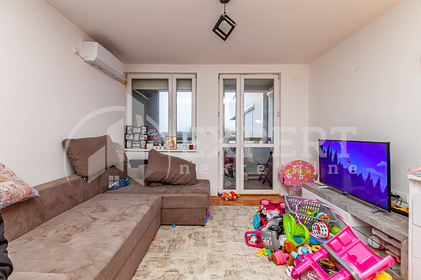 Jednosoban stan, 43 m2, Duvanište, Bulevar Medijana ID: p-010246 9