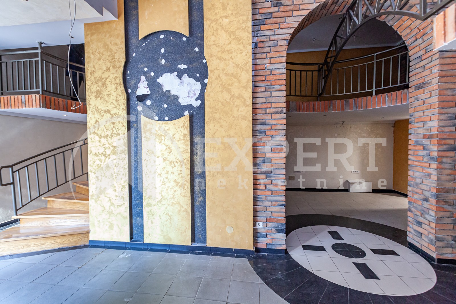 Lokal, 100 m2, Crveni Pevac, Bulevar dr Zorana ID: p-07858 8