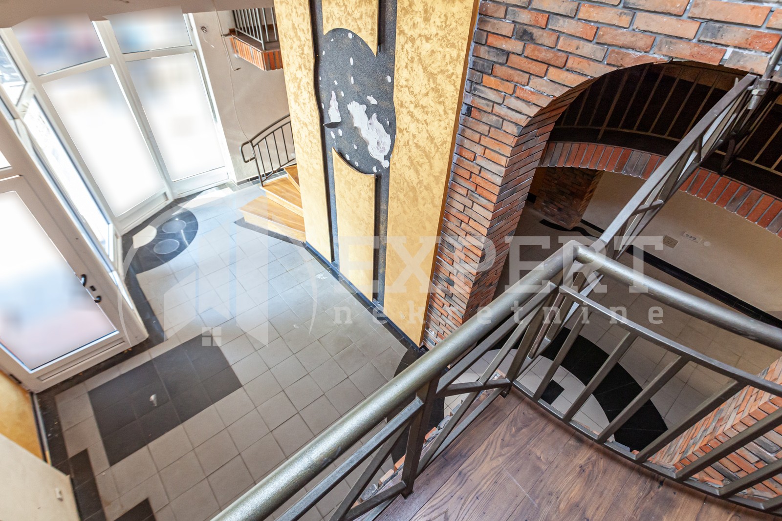 Lokal, 100 m2, Crveni Pevac, Bulevar dr Zorana ID: p-07858 9