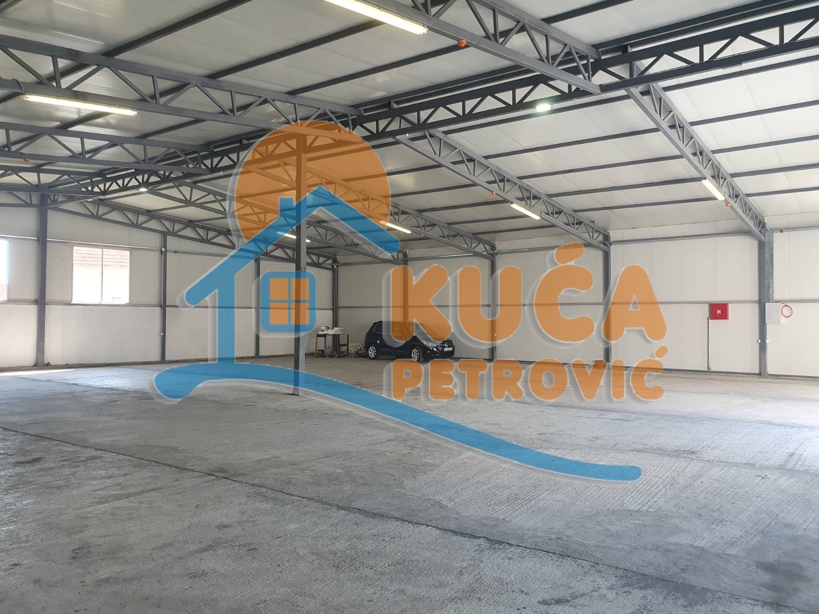 Lokal, 1000 m2, Palilula, Maršala Tita ID: i-09716 2