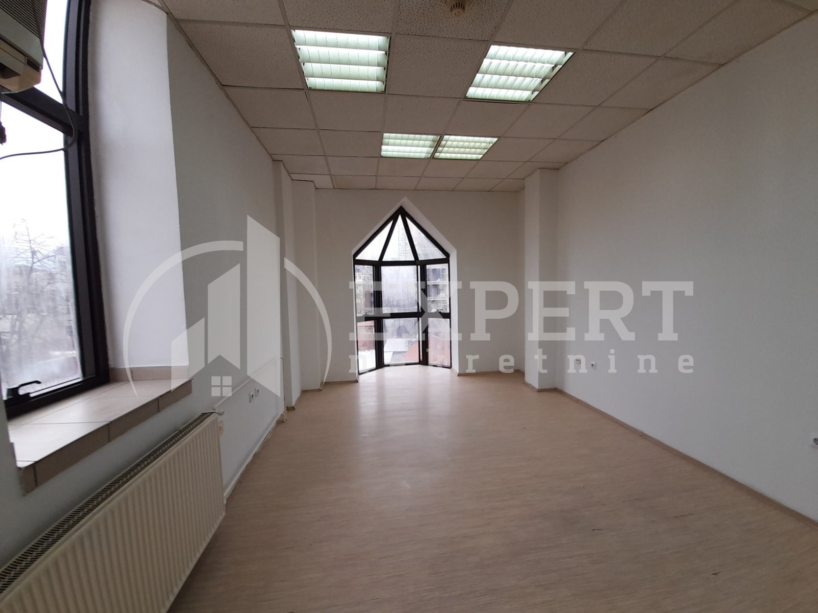 Lokal, 110 m2, Centar, Cara Dušana ID: i-010794 10