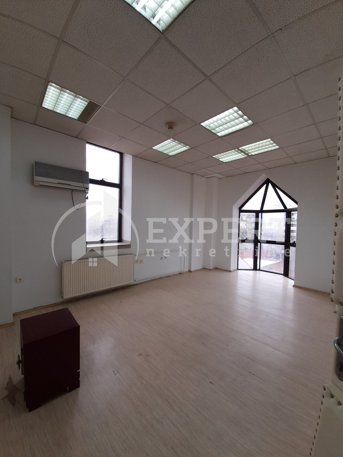 Lokal, 110 m2, Centar, Cara Dušana ID: i-010794 11