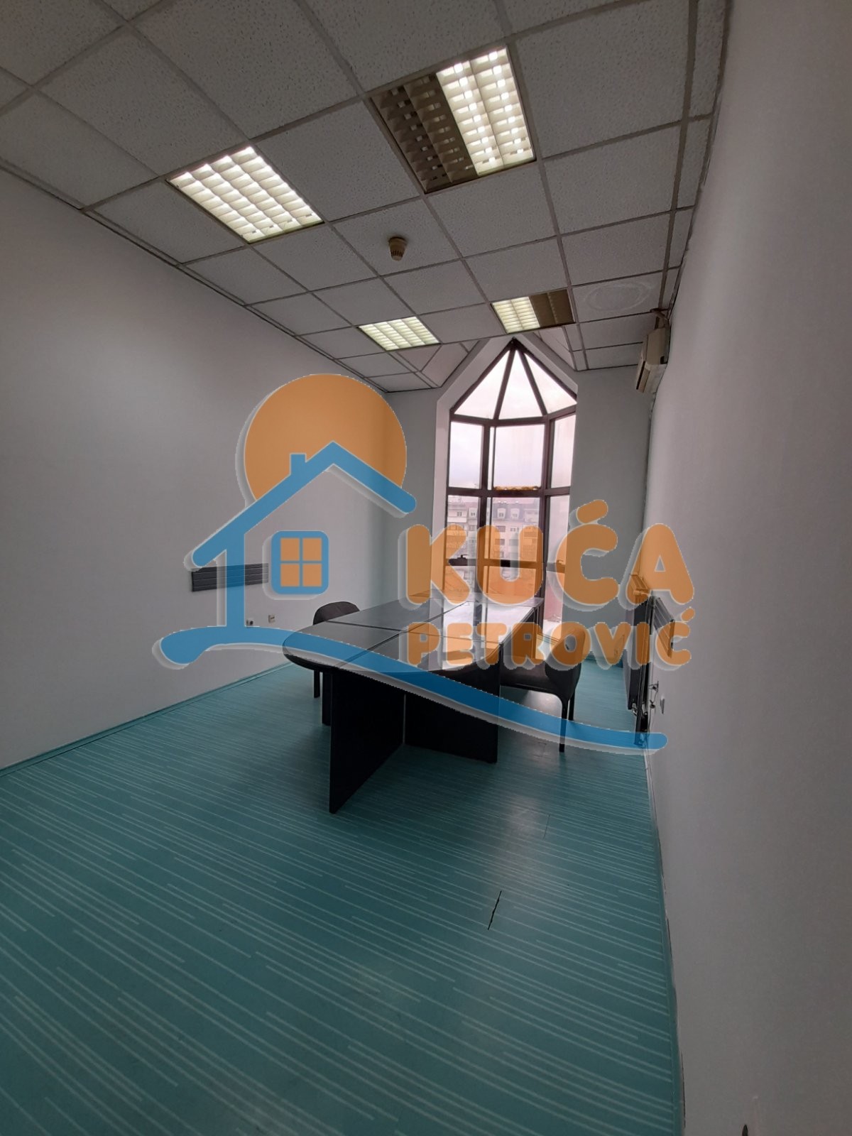 Lokal, 110 m2, Centar, Cara Dušana ID: i-010794 8