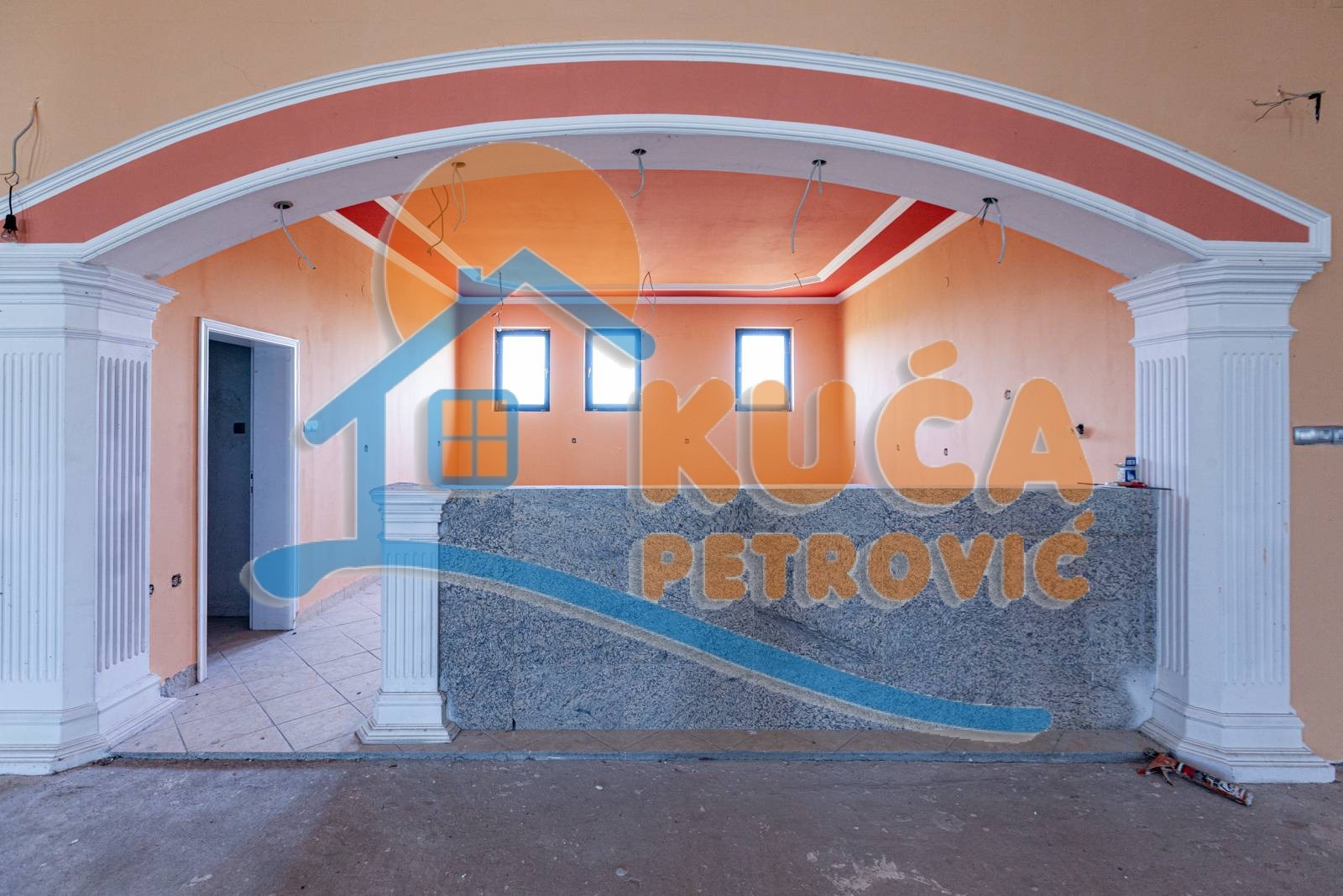 Lokal, 1100 m2, Pukovac ID: i-05840 7