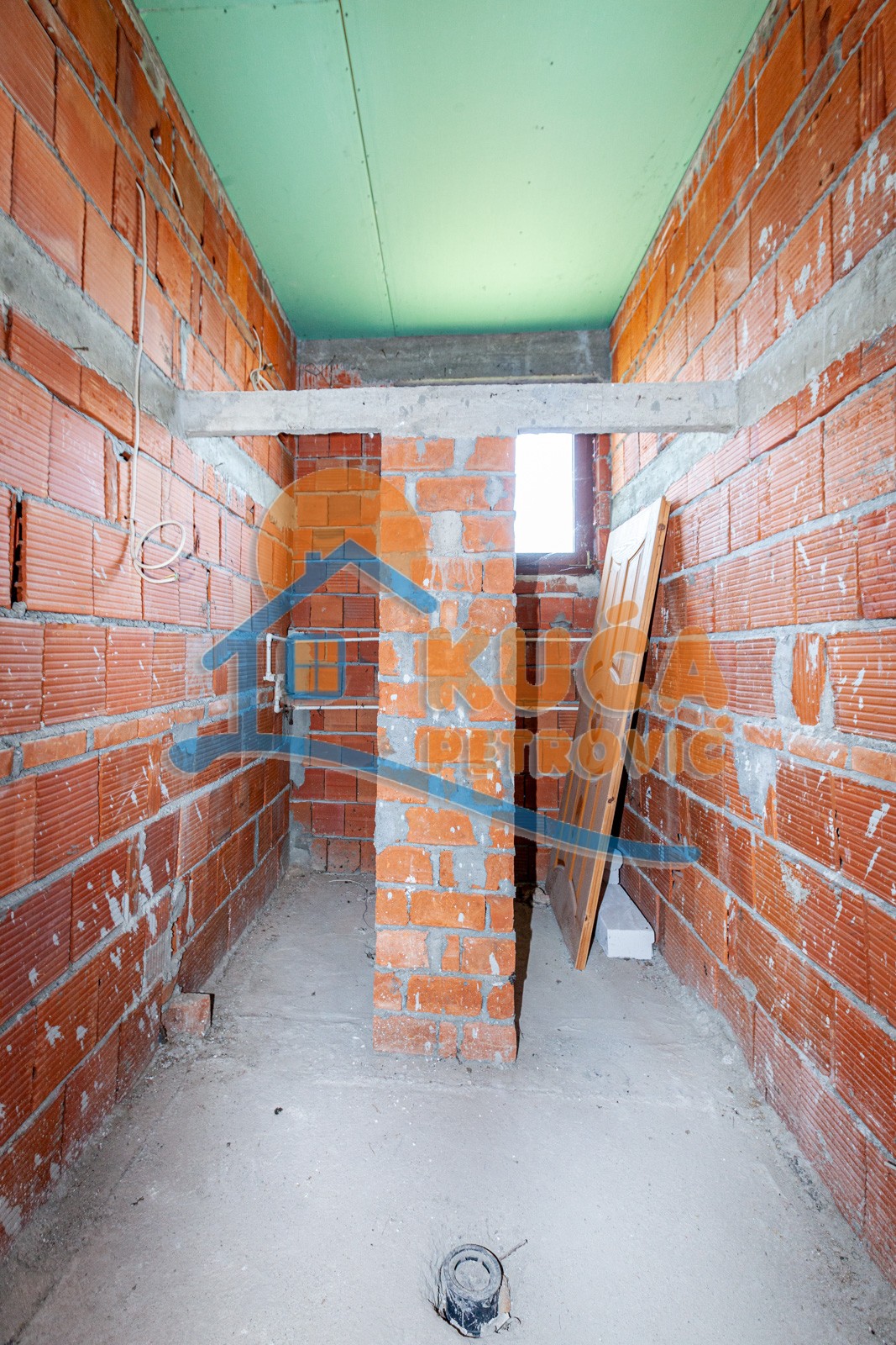 Lokal, 1100 m2, Pukovac ID: p-05833 9