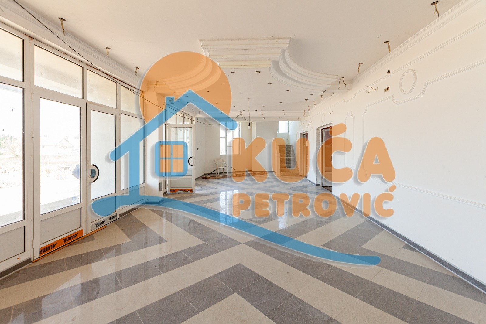 Lokal, 1100 m2, Pukovac ID: p-05833 2