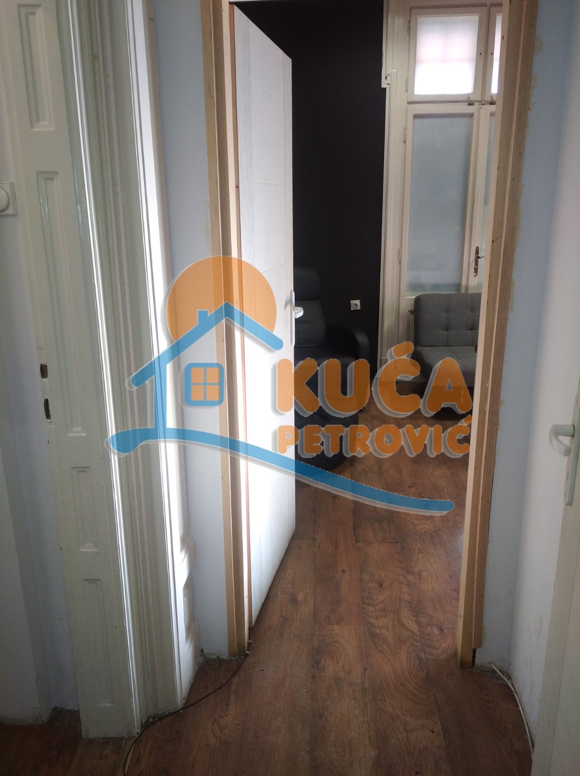 Lokal, 112 m2, Centar, Obrenovićeva ID: i-010805 10